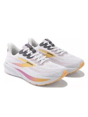 NIB Brooks Women’s Size 10 Ghost 17 Oyster /Apricot/ Pink Free Shipping